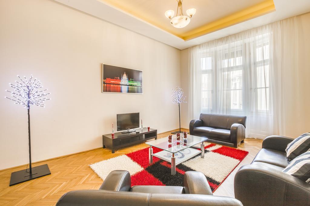 Royal Danube Apartments Budapest Exteriör bild
